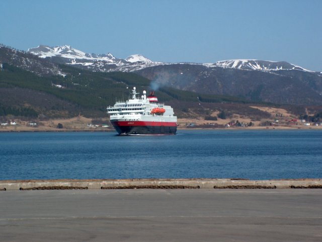 hurtigruten.jpg